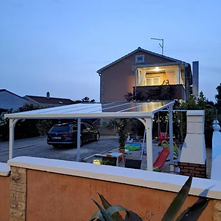 Apartman Antea Daire Pirovac